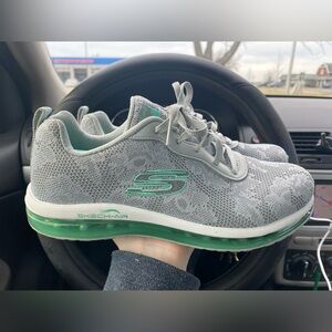 Sketchers Shoes